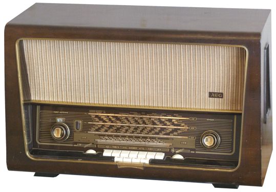 AEG 3D Raumklang-Super 6077 WD