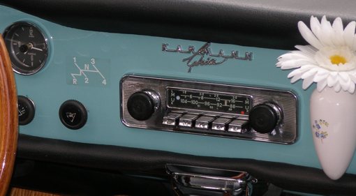 Blaupunkt Karlsruhe de Luxe im Karmann Ghia