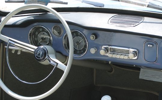 Blaupunkt Frankfurt im Karmann Ghia