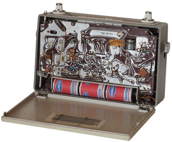 Grundig Universal Boy 201 Chassis von hinten